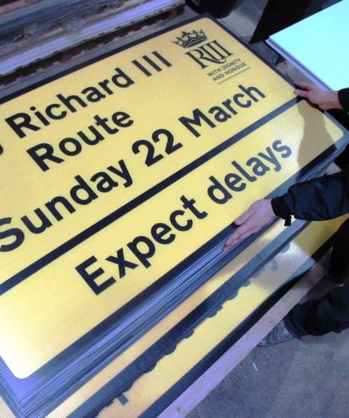 Temporary printed correx road signs